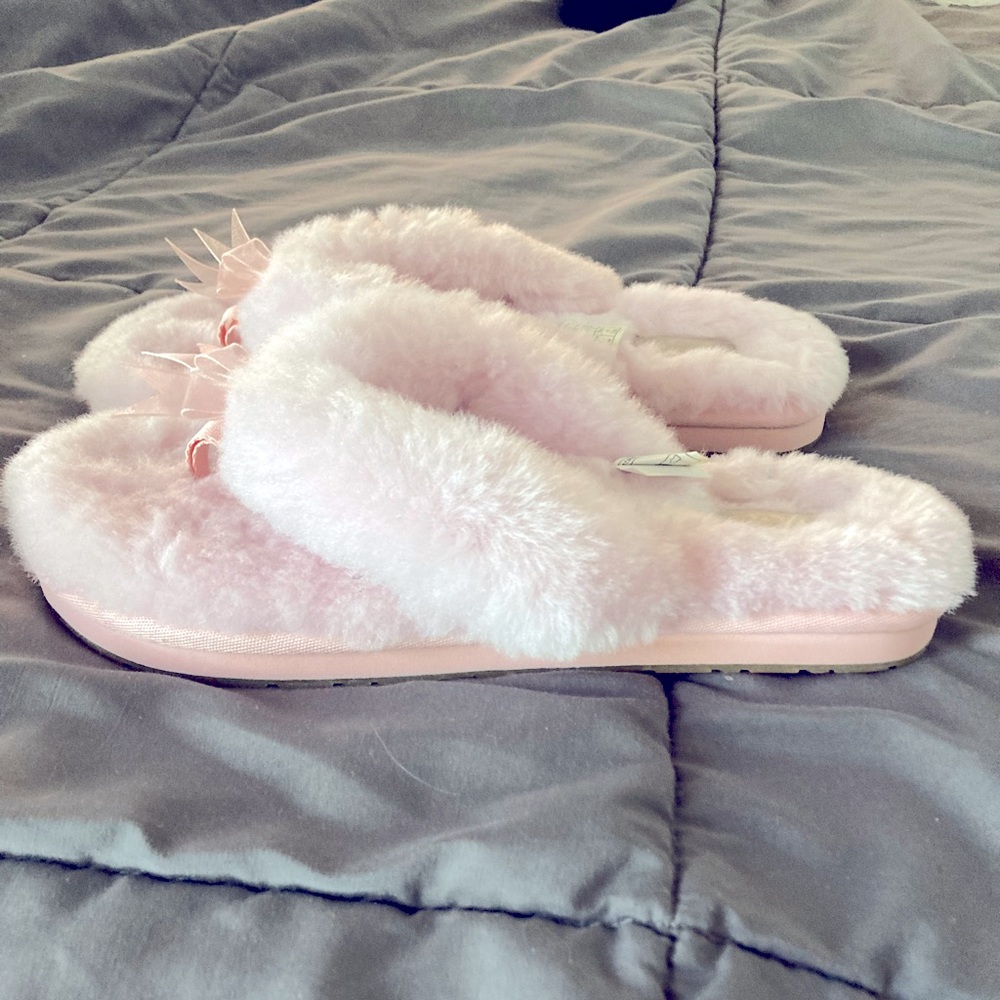 UGG ladies platform slippers